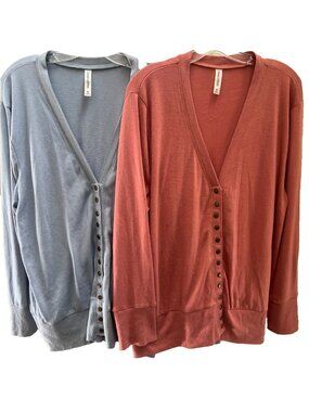 Zenana Outfitters women's lot of 2 Cardigan Plus Size 3X Peach Light Blue Button